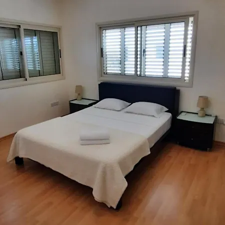 Larnaca Bay * Oroklini