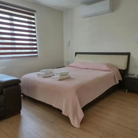 Villa Larnaca Bay *