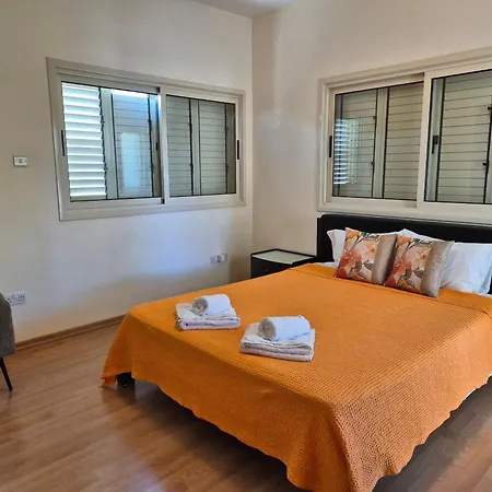 Villa Larnaca Bay